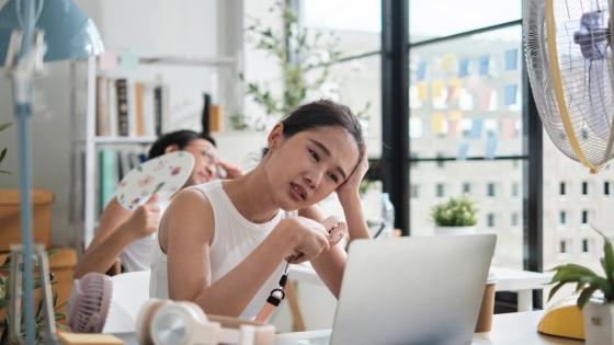 Office workers struggling in high temperatures